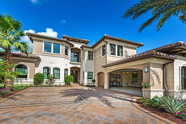 Best Commercial Driveway Pavers  in Combined Locks, WI