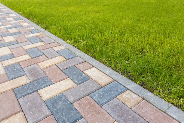  Combined Locks, WI Driveway Pavers Pros